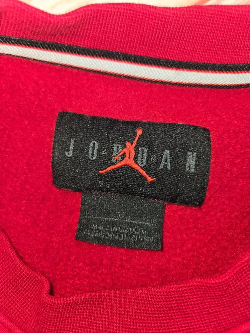 Jordan Men's Red Plaid Logo Crew Sweatshirt Large